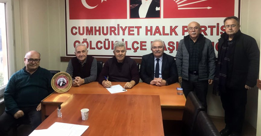 İşeri, Kamiloğlu’na üyelik rozetini taktı