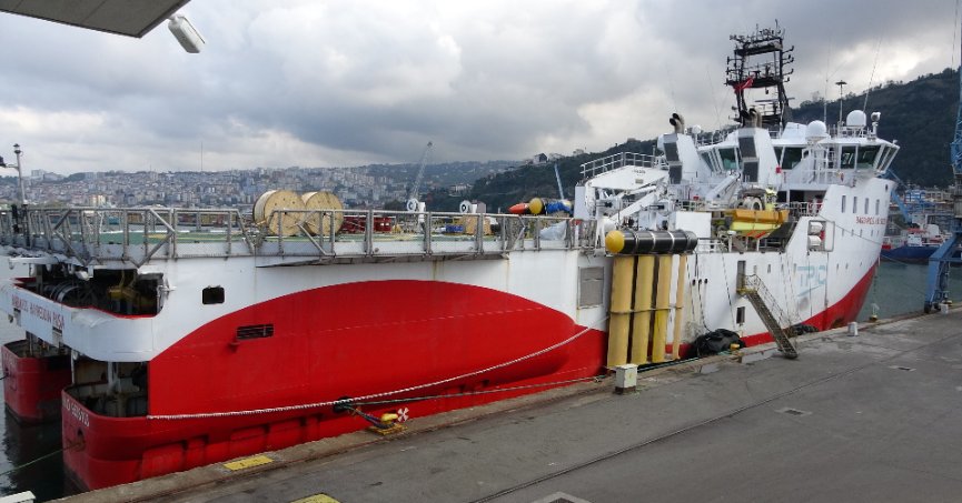 Barbaros, petrol seferi için gün sayıyor