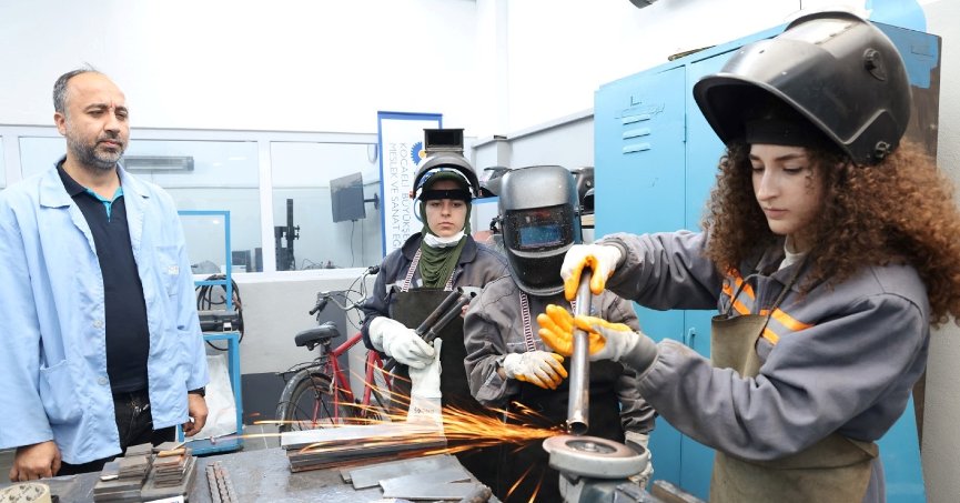 KOMEK’te 2023 dolu dolu geçti