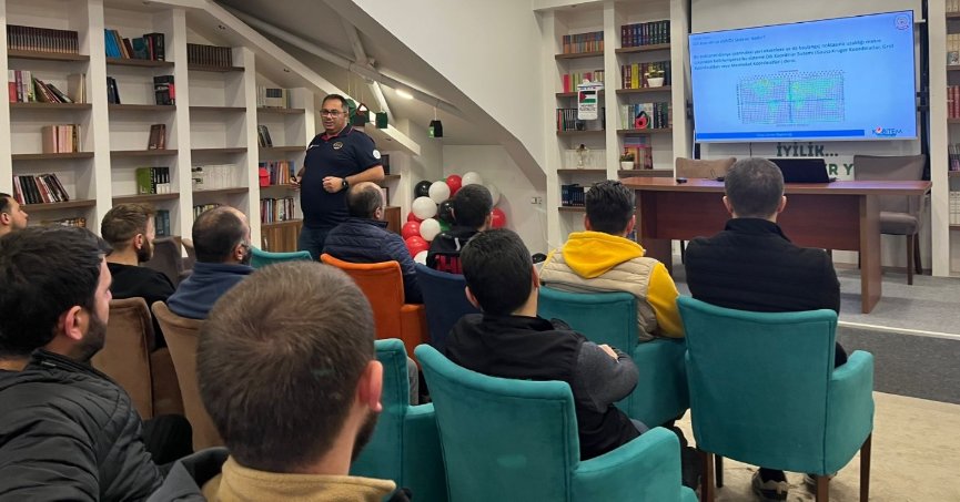 Büyükşehir İtfaiyesi’nden İHH’ya eğitim desteği