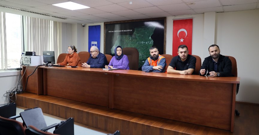 Gölcük Donanma Mahallesi’ne üst geçit