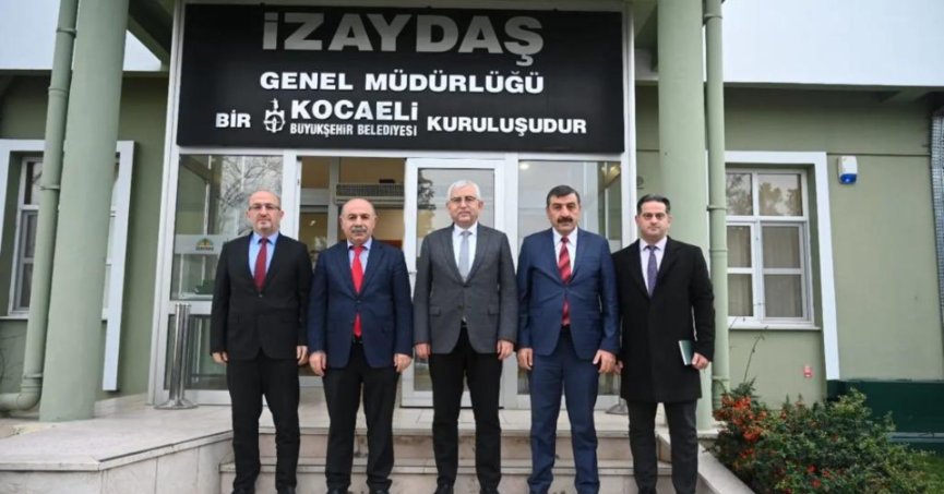 ‘Türkiye’ye örnek hizmetlere devam’