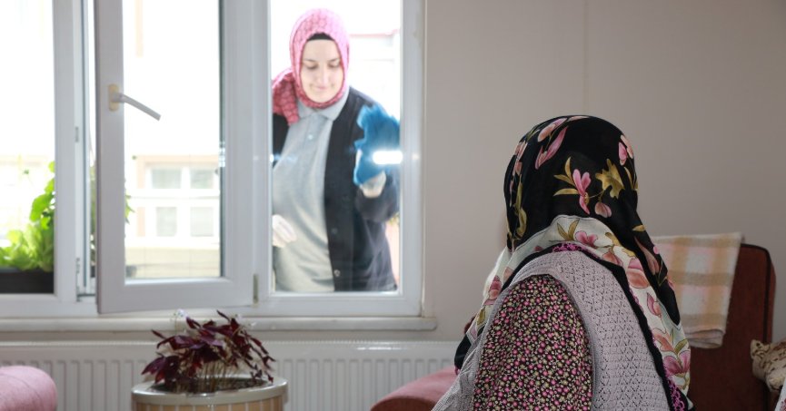 Büyükşehir evde bakımla gönüllere girdi