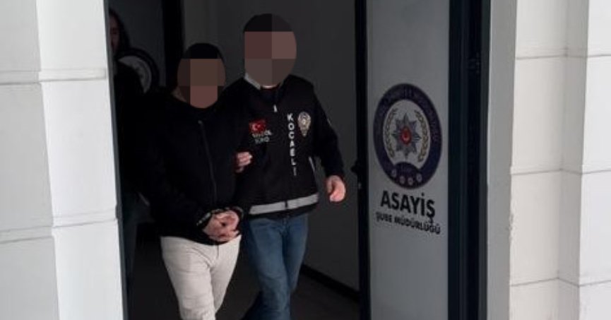 Sahte dekontla cep telefonu almıştı, yakalandı