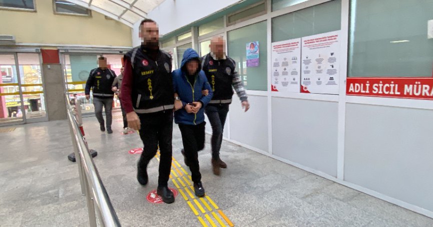 Balkonda yakalanan hırsız ve gözcüsü adliyede