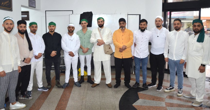 15 Roman vatandaş umreye uğurlandı