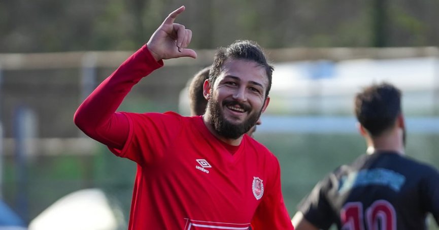 Kullarspor'da 7 futbolcu ile yollar ayrıldı