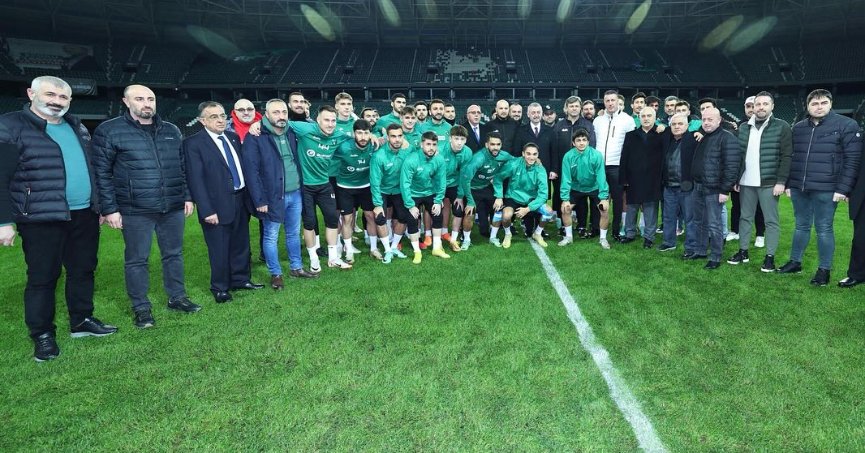 Büyükakın'dan Kocaelispor'a moral ziyareti