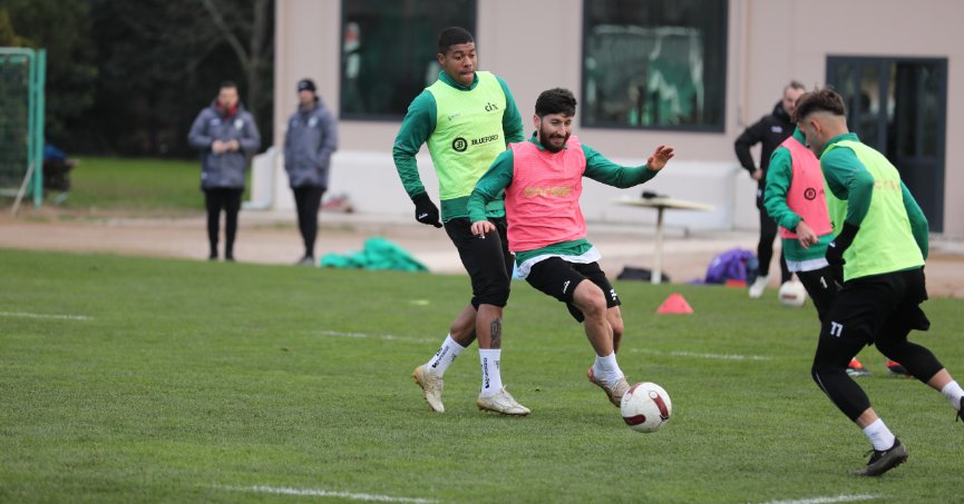 Kocaelispor tempolu çalışıyor