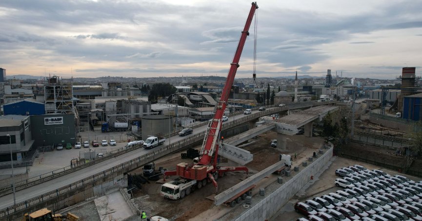 Darıca Osmangazi’de kiriş montajları başladı