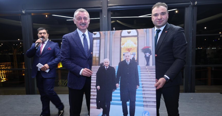 Büyükakın, Ülkücü gençlerle buluştu