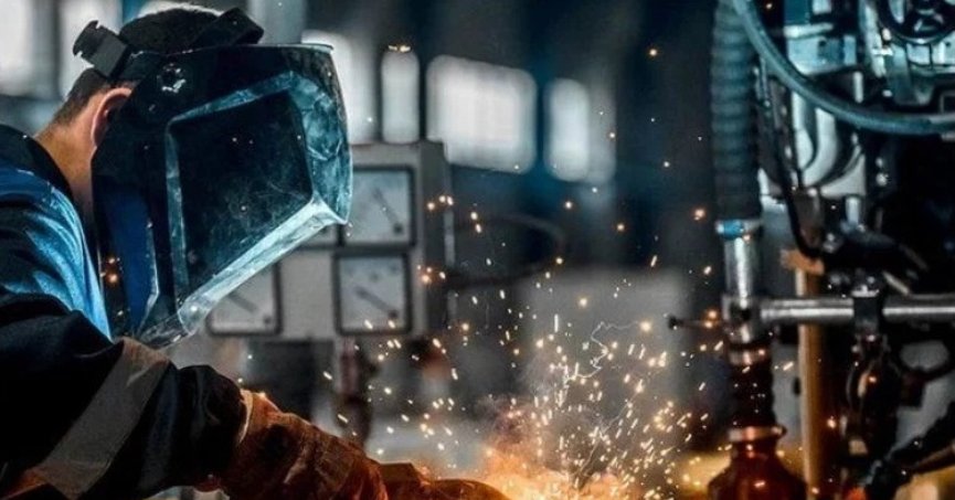 Sanayi kapasite raporuna sahip tesislerde çalışanların sayısı arttı