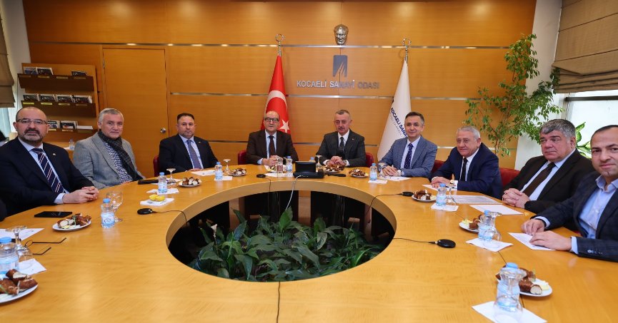 Büyükakın, iş dünyası temsilcileriyle buluştu