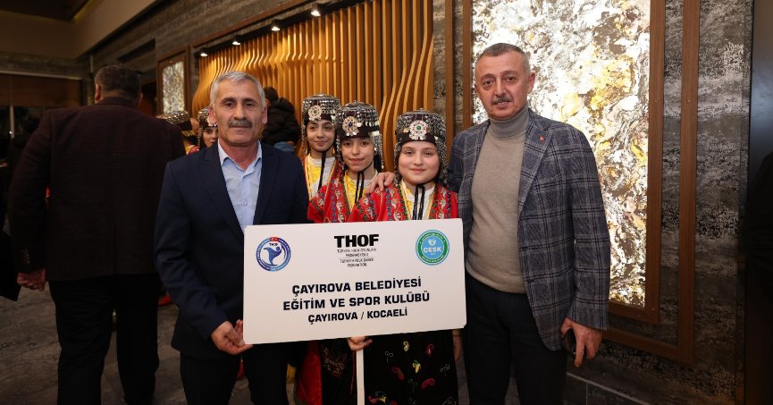 7 Bölge Halk Oyunları yoğun ilgi gördü