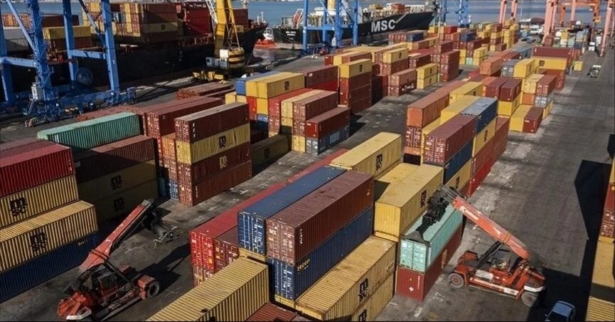 Dış ticaret açığı Aralık ayında yüzde 37,8 azaldı