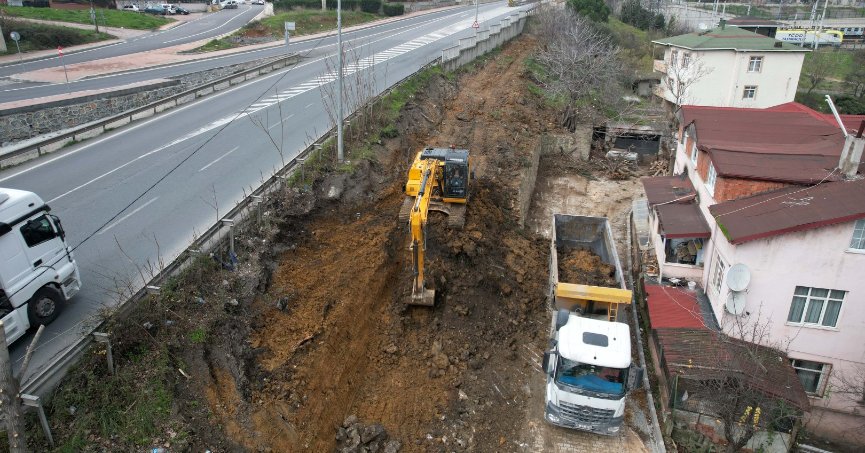Eskihisar feribot yolu genişletiliyor