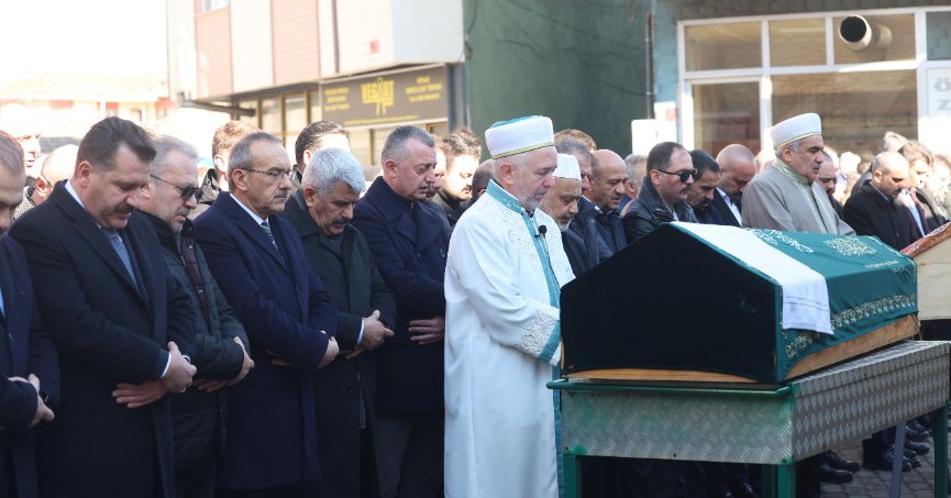 Büyükakın’ın kayınpederi son yolculuğuna uğurlandı
