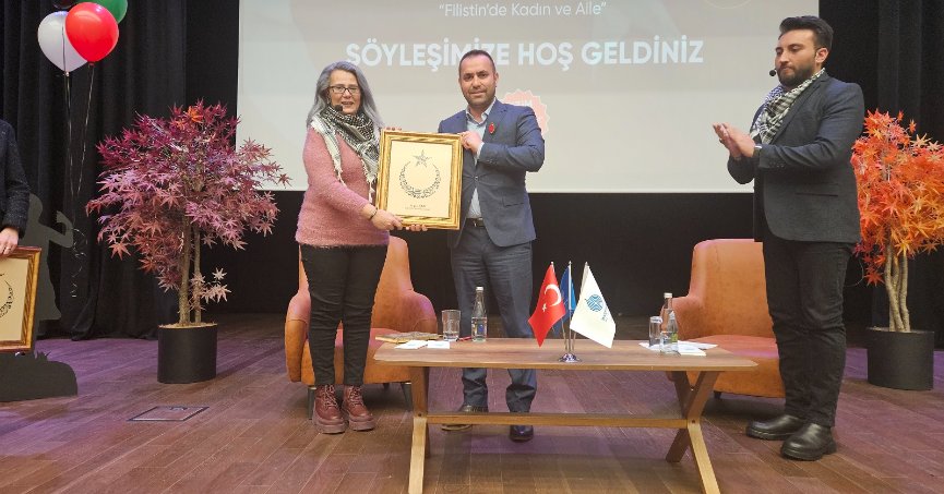 Filistin konulu söyleşi yoğun ilgi gördü