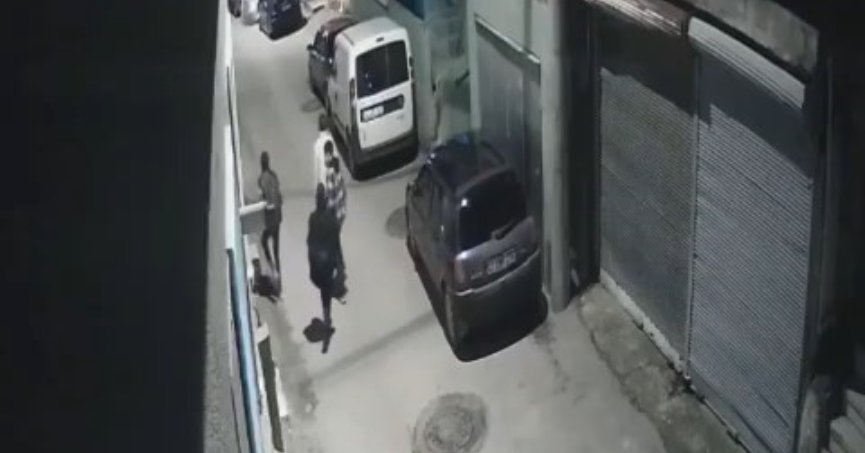 Ayakkabı hırsızları kamerada