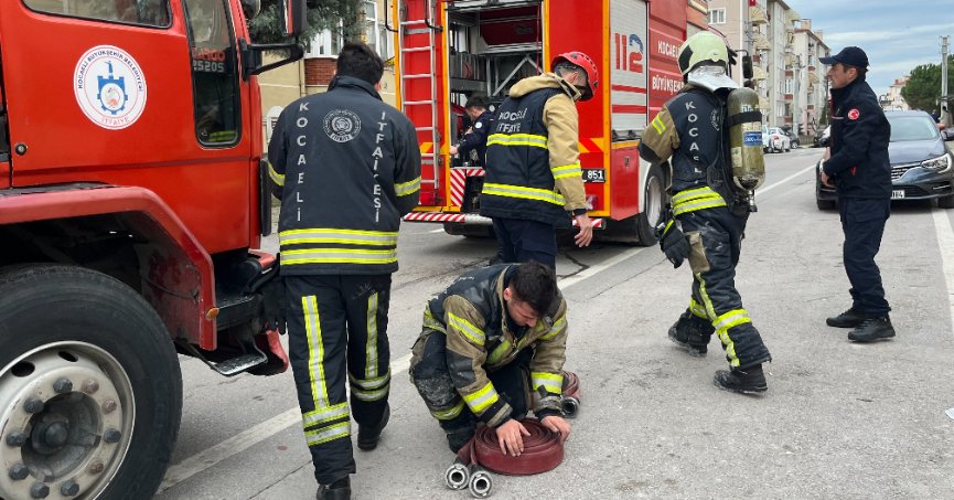 Mutfakta korkutan yangın