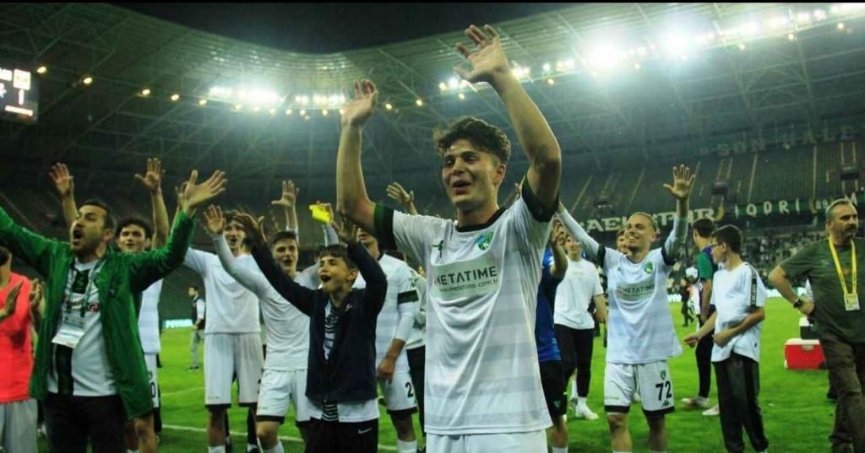 Yusuf Efe Yaman ile 2,5 yıllık anlaşma