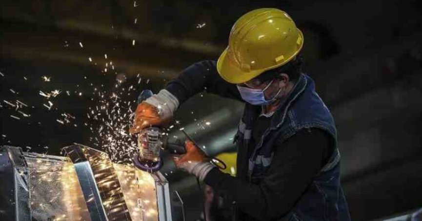 Ücretli çalışan sayısı yıllık yüzde 1,7 arttı