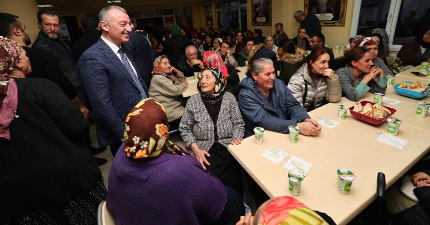 Başkan Büyükakın, canlarla iftar yaptı