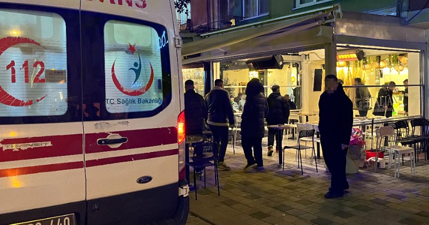 Kafede küfür kavgası: 2 yaralı