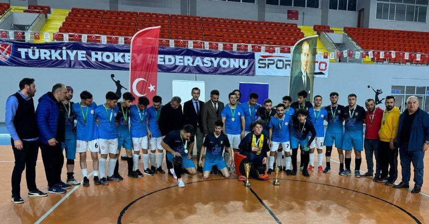 Derincespor 1. Lig'e yükseldi
