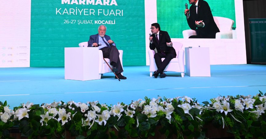 İlber Ortaylı, EN’lerin fuarının konuğu oldu