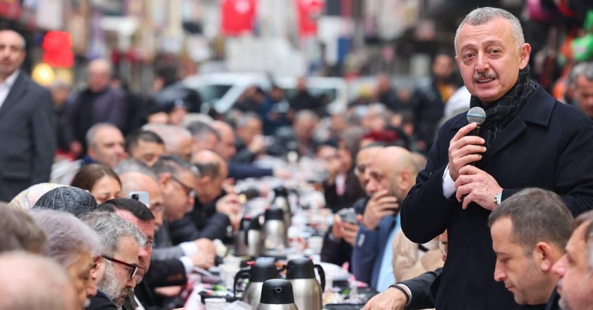 Başkan Büyükakın esnafla buluştu