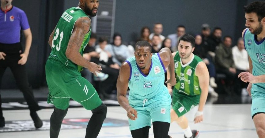 Çayırova, Gölbaşı’na yenildi: 82-87