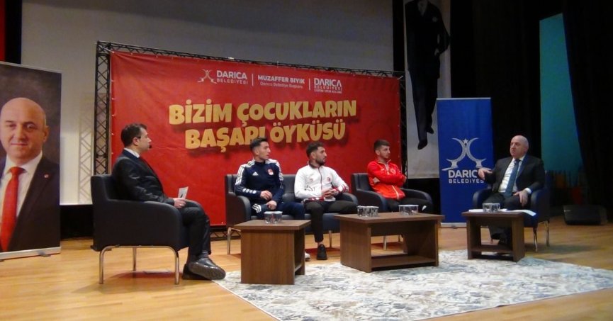 Milli sporcular  öğrencilerle buluştu 