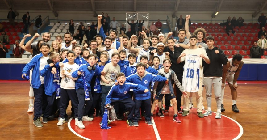 Kağıtspor evinde kazandı: 83-68