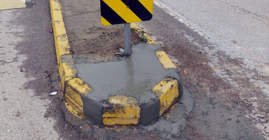 Bordür taşları düzeltildi