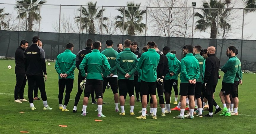 Mustafa Gürsel beyin yıkıyor