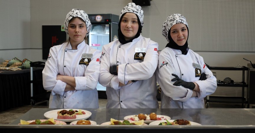 Geleceğin şefleri hünerlerini sergiledi