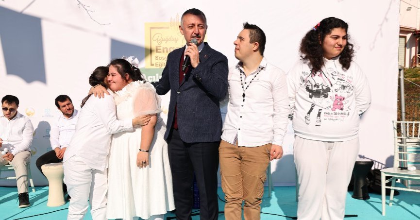 Engelsiz yaşam köyü açıldı