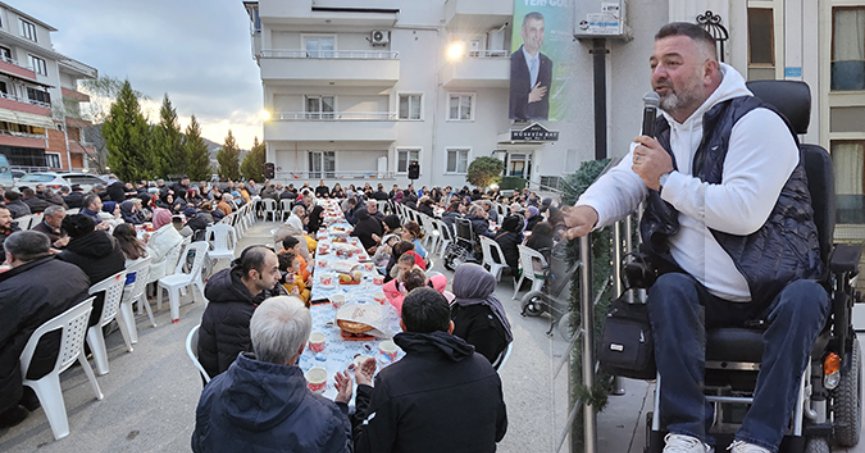 Başkan Bat, iftar programı düzenledi