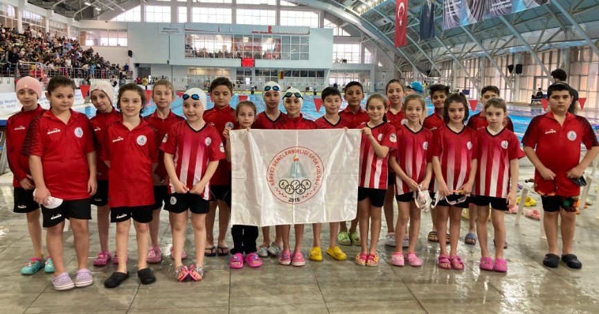 Körfezli yüzücüler derece kazandı