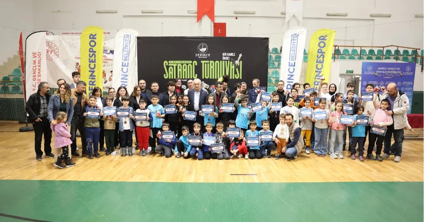 Derince’de satranç şöleni yaşandı