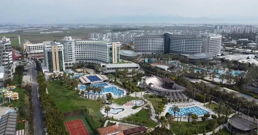 Peş peşe gelen tatiller turizmi hareketlendirdi