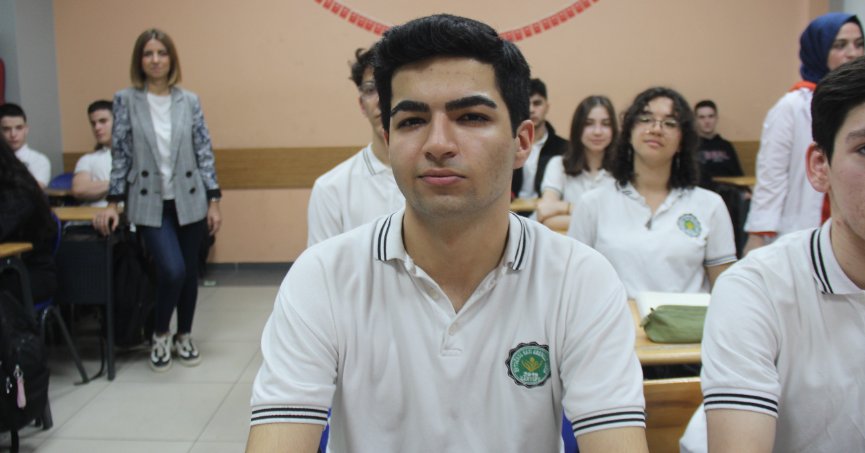 Lise öğrencisinden gururlandıran başarı