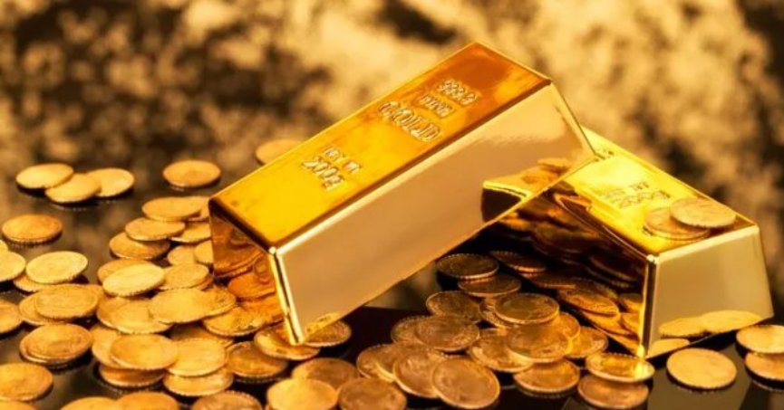 Altının ons fiyatı rekor yeniledi