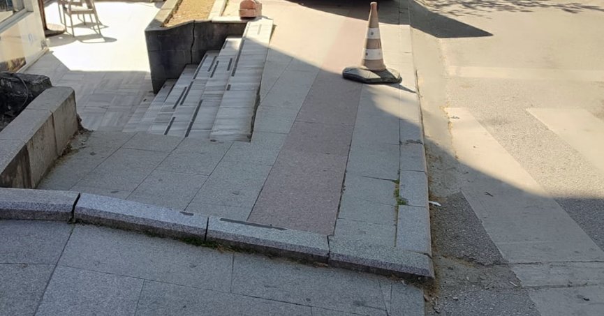 Değirmendere’de kaldırım düzenlemeleri yapıldı