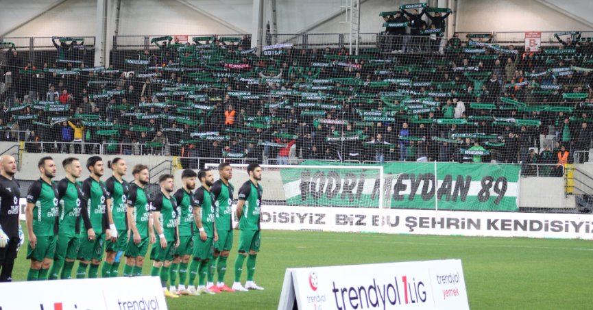 Hodri Meydan, İstanbul'da