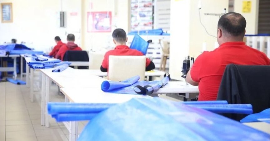 Hükümlülerin diktiği perdeler yurt genelinde alıcı buluyor