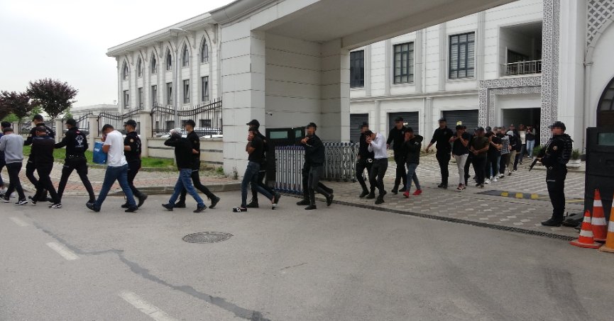 44 dolandırıcılık şüphelisi tutuklandı