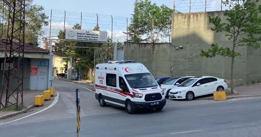 Cezaevi koğuşunda yangın çıktı