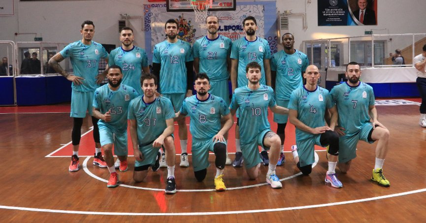 Çayırova Belediyespor elendi 84-75